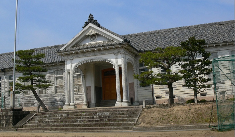 三重 県立 上野 高校